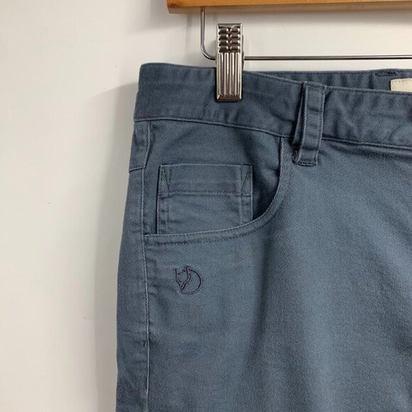 FjallRaven Women's Flat‎ Front Zipper Pocket Cotton Tapered Chinos Size 32 - Picture 3 of 13